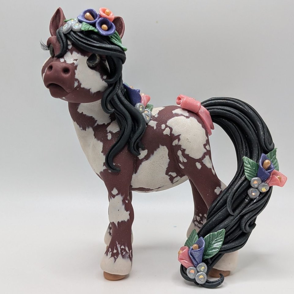 Bay Paint Chunky Pony with Calla Lillies